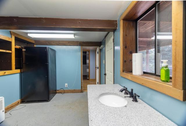 1785 Lakeside Drive, Felton CA: https://media.crmls.org/mediaz/2b2bfade-1792-4b88-bb42-027ffbf3177e.jpg