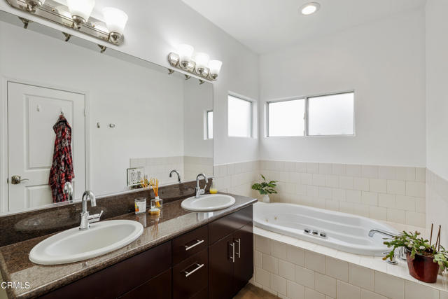 Detail Gallery Image 21 of 38 For 26 S Sunnyslope Ave, Pasadena,  CA 91107 - 3 Beds | 2/1 Baths