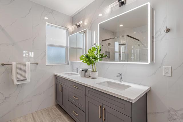 0 Redwood Avenue, Redwood City CA: https://media.crmls.org/mediaz/2b2c8908-f947-473d-8623-a0311cff439d.jpg