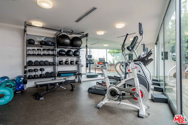 1030 N Kings Road, West Hollywood CA: https://media.crmls.org/mediaz/2b2d5ba3-6922-41b4-bca7-768887544e05.jpg