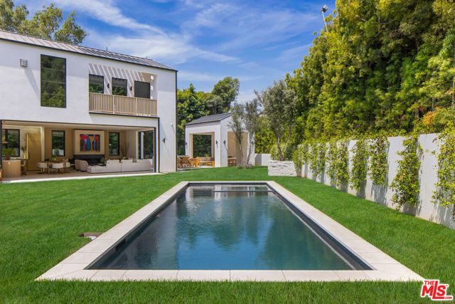 1749 Mandeville Lane, Los Angeles CA: https://media.crmls.org/mediaz/2b2e28ed-d9a5-4acc-9ef5-e55f2f799dae.jpg
