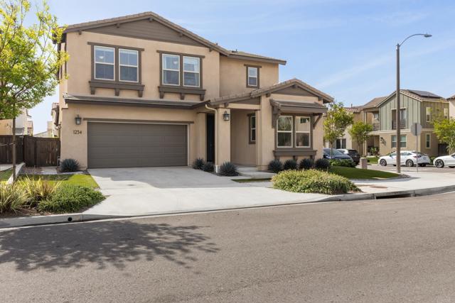 Detail Gallery Image 2 of 33 For 1234 Camino Prado, Chula Vista,  CA 91913 - 4 Beds | 3 Baths