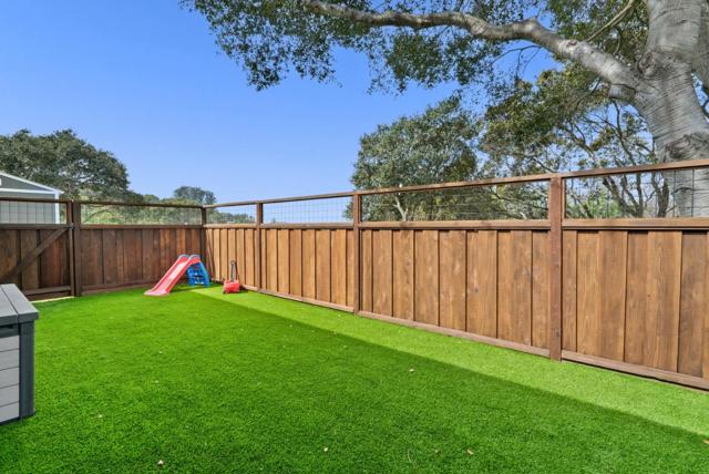 Image 37 of 51 For 386 Carpenteria Road