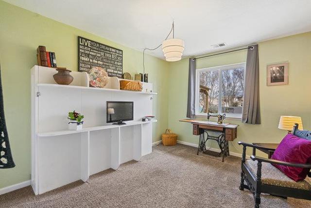 1980 Ponderosa Court, Hollister CA: https://media.crmls.org/mediaz/2b30bf23-0223-4f80-92fb-126fa7bdefc9.jpg