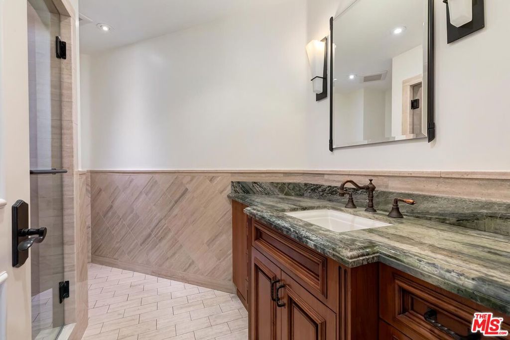 MLS #26842247 image #40