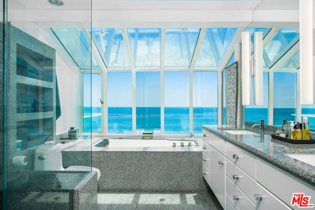 Master Bedroom Bathroom with View
