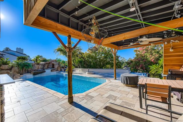 4848 Casals PL, San Diego CA: https://media.crmls.org/mediaz/2b32cf76-fc02-47e6-bc4c-475b2029d4b3.jpg