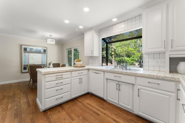 801 Allardice Way, Stanford CA: https://media.crmls.org/mediaz/2b339ea7-3265-4e40-9704-3fb083a22b9d.jpg