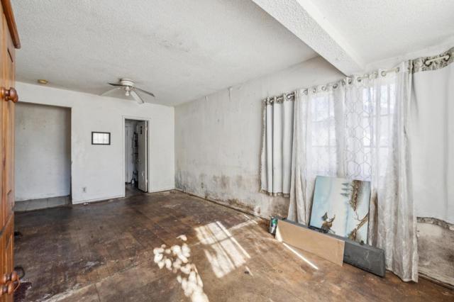 229 Elm Street, Watsonville CA: https://media.crmls.org/mediaz/2b34e9ac-19f2-4cdc-b69a-a39c59a06df0.jpg