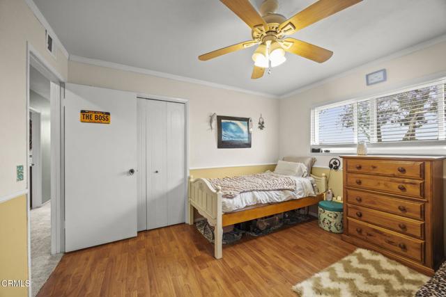 1099 N Agusta Avenue, Camarillo CA: https://media.crmls.org/mediaz/2b36484f-8212-4c9f-b36b-97176db7f902.jpg