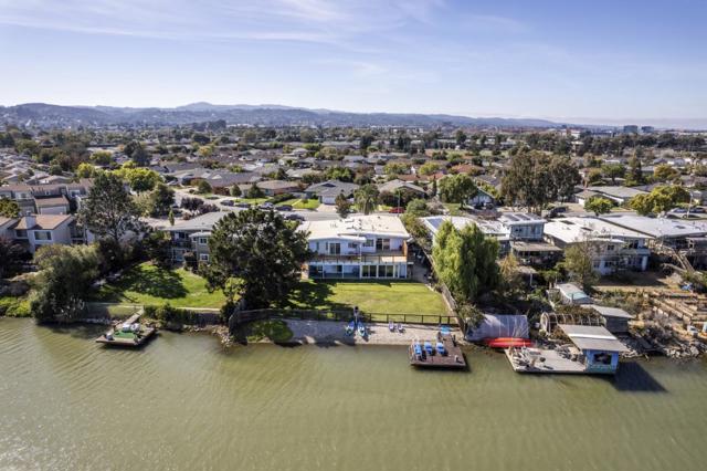 3335 Los Prados Street, San Mateo CA: https://media.crmls.org/mediaz/2b37133e-0018-4972-89d9-2f2a8acf9cd2.jpg