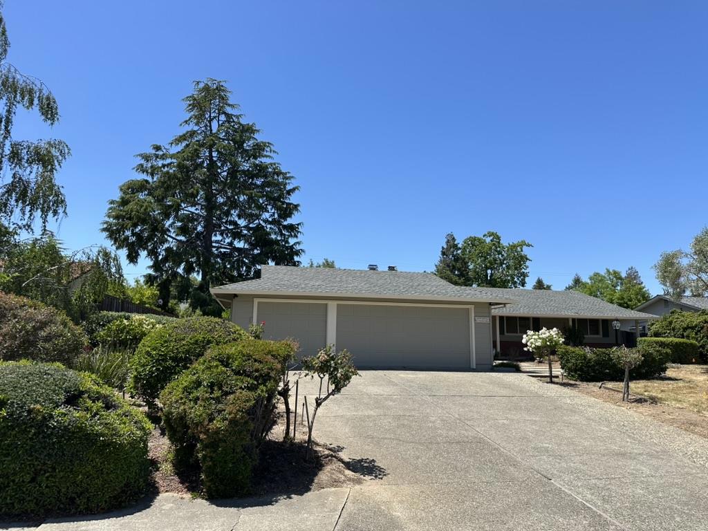 12689 Cambridge Drive