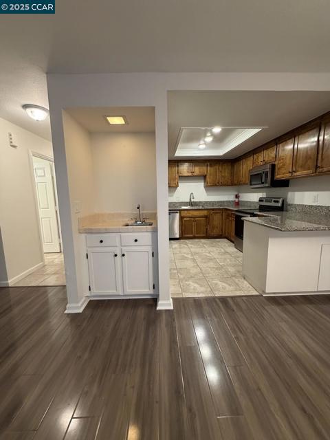105 Via Cabrera Ln, Martinez CA: https://media.crmls.org/mediaz/2b383ae9-fe52-4fa5-bf76-3ec03cd54166.jpg