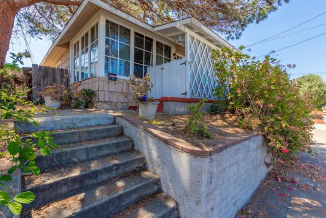 4714 16 Arizona St, San Diego CA: https://media.crmls.org/mediaz/2b3885d0-7ed6-422b-bbee-cccbaf595dd3.jpg