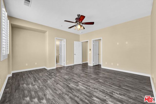 5611 Scharf Avenue, Fontana CA: https://media.crmls.org/mediaz/2b398b0f-d23c-4f66-8aa8-b83593f0ead6.jpg