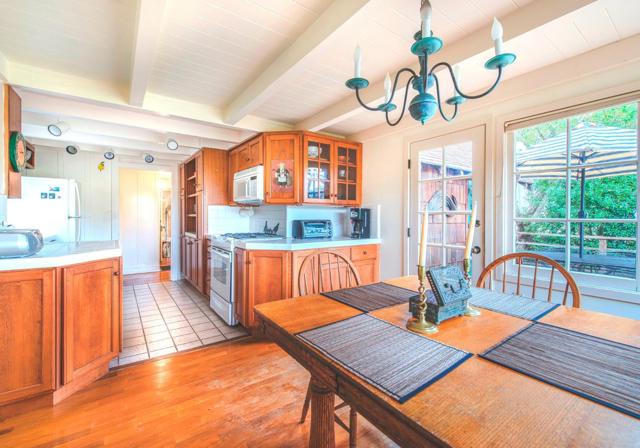 2381 San Antonio Avenue, Carmel CA: https://media.crmls.org/mediaz/2b3ab376-b23c-4b22-8632-1a74f4f2e012.jpg
