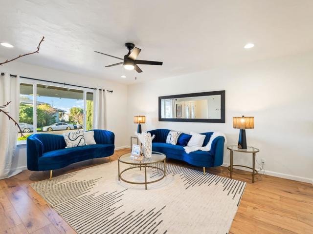 37640 Hyacinth St, Newark CA: https://media.crmls.org/mediaz/2b3bc567-9393-49ac-a01a-d745e0cf1475.jpg