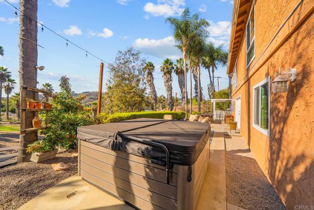 1569 Via Monserate, Fallbrook CA: https://media.crmls.org/mediaz/2b3c425a-6528-4dc1-a9cb-b0cfe62b9cfe.jpg