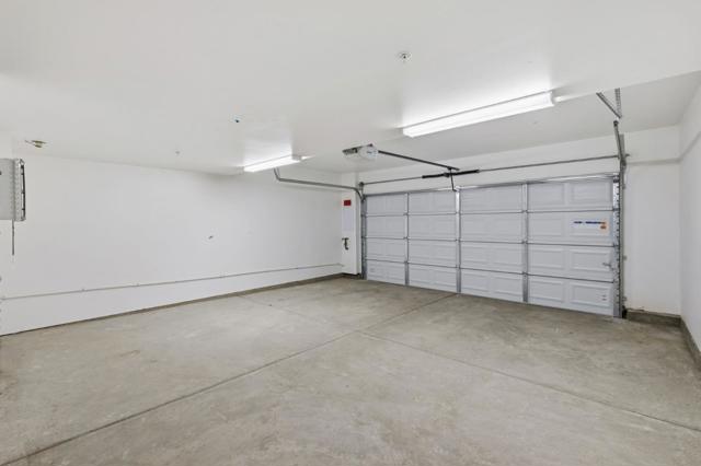 214 Oak Circle, Walnut Creek CA: https://media.crmls.org/mediaz/2b3c71c3-ca11-4fff-b8c7-4efdba131890.jpg