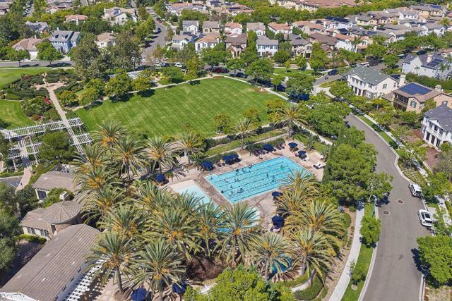 2610 Garden House Road, Carlsbad CA: https://media.crmls.org/mediaz/2b3ce623-f5f8-40f3-a664-a1f61effa1c9.jpg