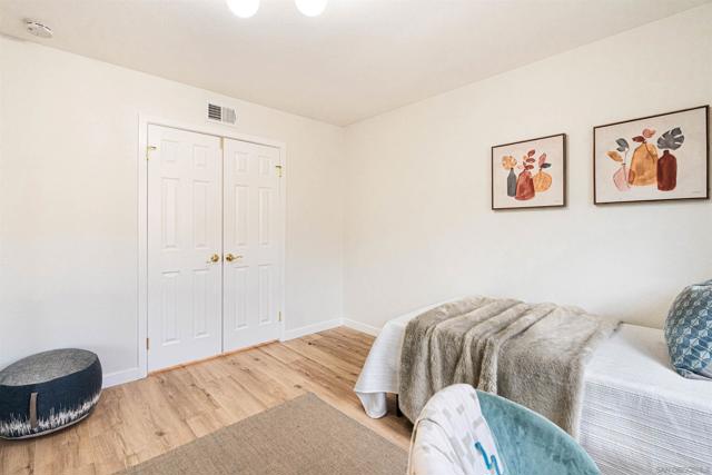 2064 White Birch Dr, Vista CA: https://media.crmls.org/mediaz/2b3e2262-b0e9-421e-ae22-514ee76490a9.jpg