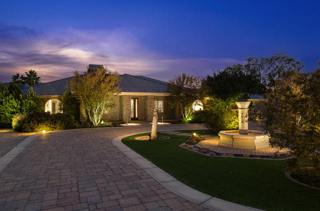 34777 Via Josefina, Rancho Mirage CA: https://media.crmls.org/mediaz/2b3e54d2-6e41-4fb8-931f-cdcc613b03be.jpg