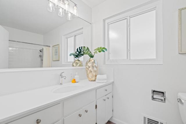 761 Woodstock Lane, Los Altos CA: https://media.crmls.org/mediaz/2b3f62a9-6938-43c8-a5a8-e3d7d94ea75d.jpg