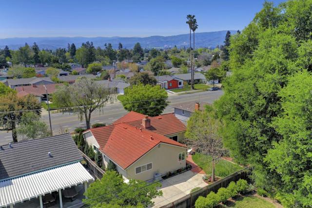 811 W Remington Drive, Sunnyvale CA: https://media.crmls.org/mediaz/2b3f7e59-0393-40c2-b0ae-1fc1356531d0.jpg