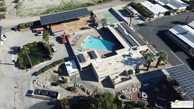 18555 Roberts Road, Desert Hot Springs CA: https://media.crmls.org/mediaz/2b3fb25b-ef87-49ff-a5f0-4ed0f36686a4.jpg