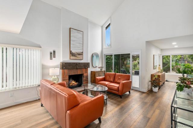 1554 Traveld Way, Encinitas CA: https://media.crmls.org/mediaz/2b3fbbff-cbb7-4c9c-bbfd-94909c4b9d99.jpg