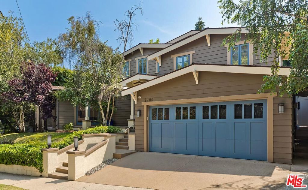 2700 Anchor Avenue