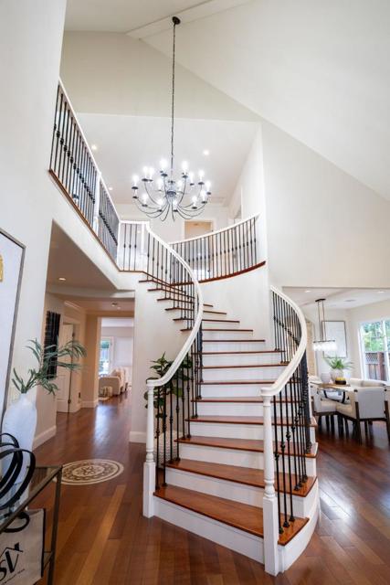 2124 Oakley Avenue, Menlo Park CA: https://media.crmls.org/mediaz/2b42ba99-febb-4deb-a6e0-18631a3f9200.jpg