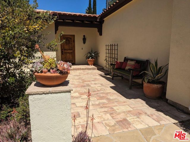 21217 Bellini Drive photo 3