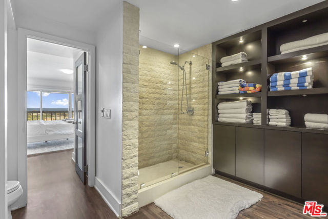 23910 De Ville Way, D photo 25