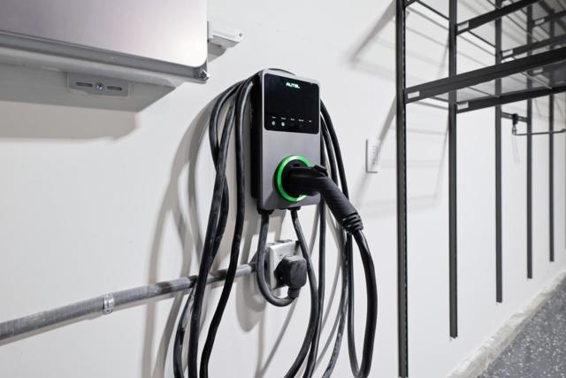 800 Fountain Park Lane, Mountain View CA: https://media.crmls.org/mediaz/2b43be42-22b6-43fa-bc20-7cf05cfdee99.jpg