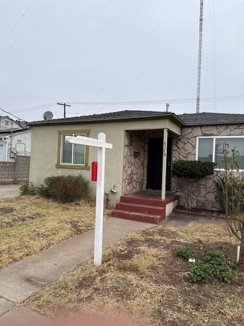 5170 Pirotte, San Diego CA: https://media.crmls.org/mediaz/2b467f16-970e-4c80-9bb5-7823d16df08e.jpg