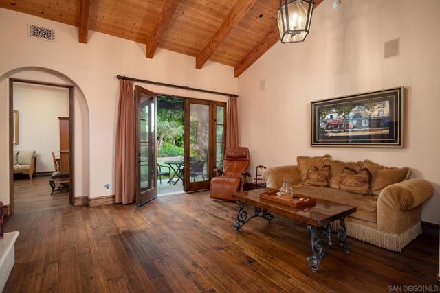 18486 Via Candela, Rancho Santa Fe, California 92091, 5 Bedrooms Bedrooms, ,5 BathroomsBathrooms,Single Family Residence,For Sale,Via Candela,250016891SD