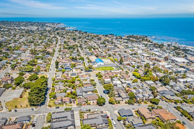 620624 Mcclellan Avenue, Monterey CA: https://media.crmls.org/mediaz/2b483d59-955c-4c94-a882-a2ebba7bbfe7.jpg
