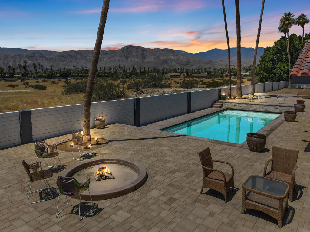 2b48c81c 8d11 40c9 A4f3 B93049182d1b