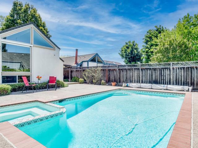 1725 Silver Glen Court, San Jose CA: https://media.crmls.org/mediaz/2b4a845a-efa6-4ca6-bfd7-4b314c0ebb67.jpg