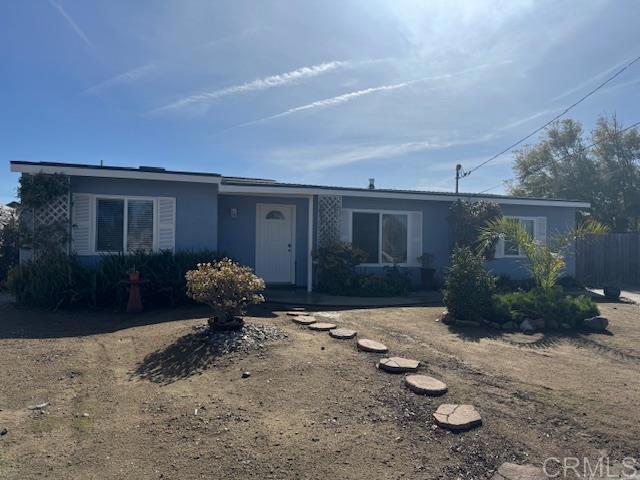 Detail Gallery Image 2 of 23 For 901 San Juan Pl, Oceanside,  CA 92058 - 4 Beds | 2 Baths