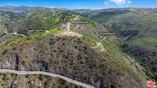 4250 Decker Edison Road, Malibu CA: https://media.crmls.org/mediaz/2b4b703c-9357-4a69-9863-21872444d56f.jpg