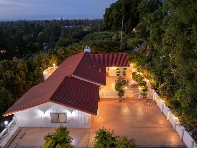 911 Matts Court, Los Altos CA: https://media.crmls.org/mediaz/2b4ca2a5-9ca7-4f67-bd0e-90f0b1f41ef3.jpg