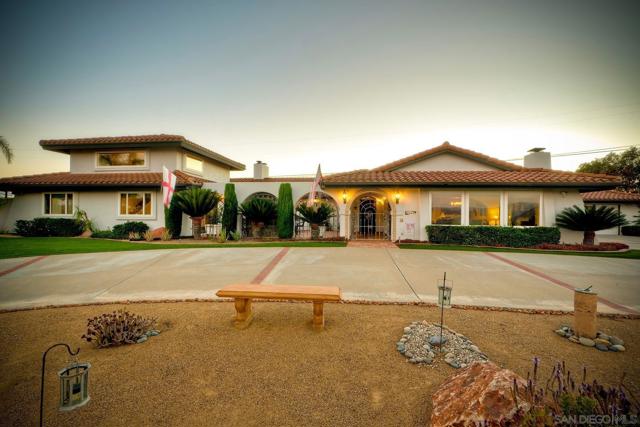 2064 Santa Margarita Dr., Fallbrook CA: https://media.crmls.org/mediaz/2b4d2da0-e7f6-4929-92a3-e29f1375413c.jpg