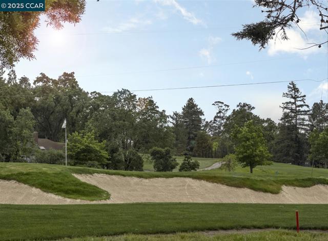 101 Lena Ct, Pleasant Hill CA: https://media.crmls.org/mediaz/2b4d74b6-cfb1-4396-bd97-ee47a1befb7e.jpg