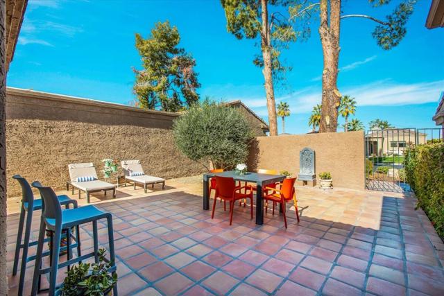 Image 4 of 52 For 44685 Monaco Circle