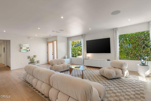 Detail Gallery Image 5 of 30 For 6919 La Presa Dr, San Gabriel,  CA 91775 - 3 Beds | 3 Baths