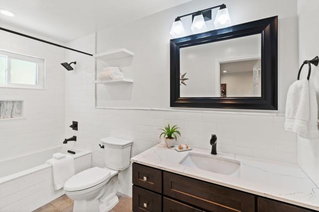 330 Avenue Portola, El Granada CA: https://media.crmls.org/mediaz/2b4f1b06-1360-4ada-befa-5d2ce68d5cdb.jpg