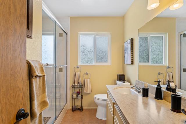 3812 Wild Oats Ln, Bonita CA: https://media.crmls.org/mediaz/2b51424c-1935-499b-94aa-1dccca2eece7.jpg