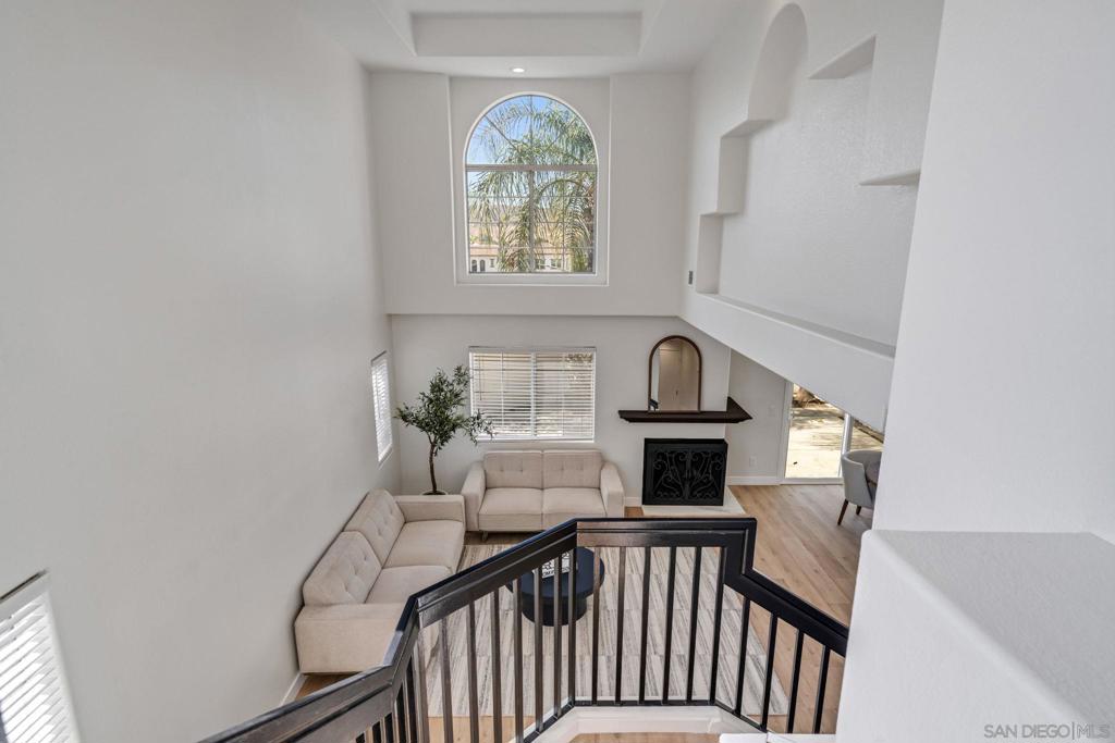 12875 Carriage Heights Way - photo 17